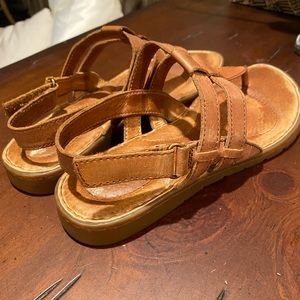 Born Sandals size 7
